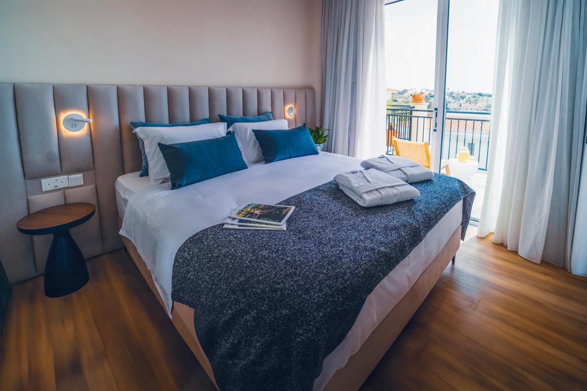 Wellclub - Wellness Family Experience - Seaview Hotell Paphos Eksteriør bilde