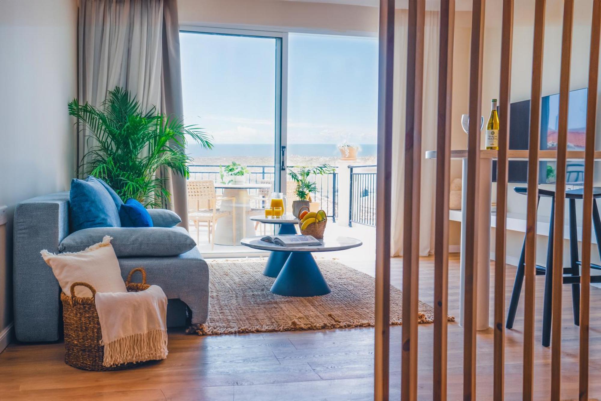 Wellclub - Wellness Family Experience - Seaview Hotell Paphos Eksteriør bilde