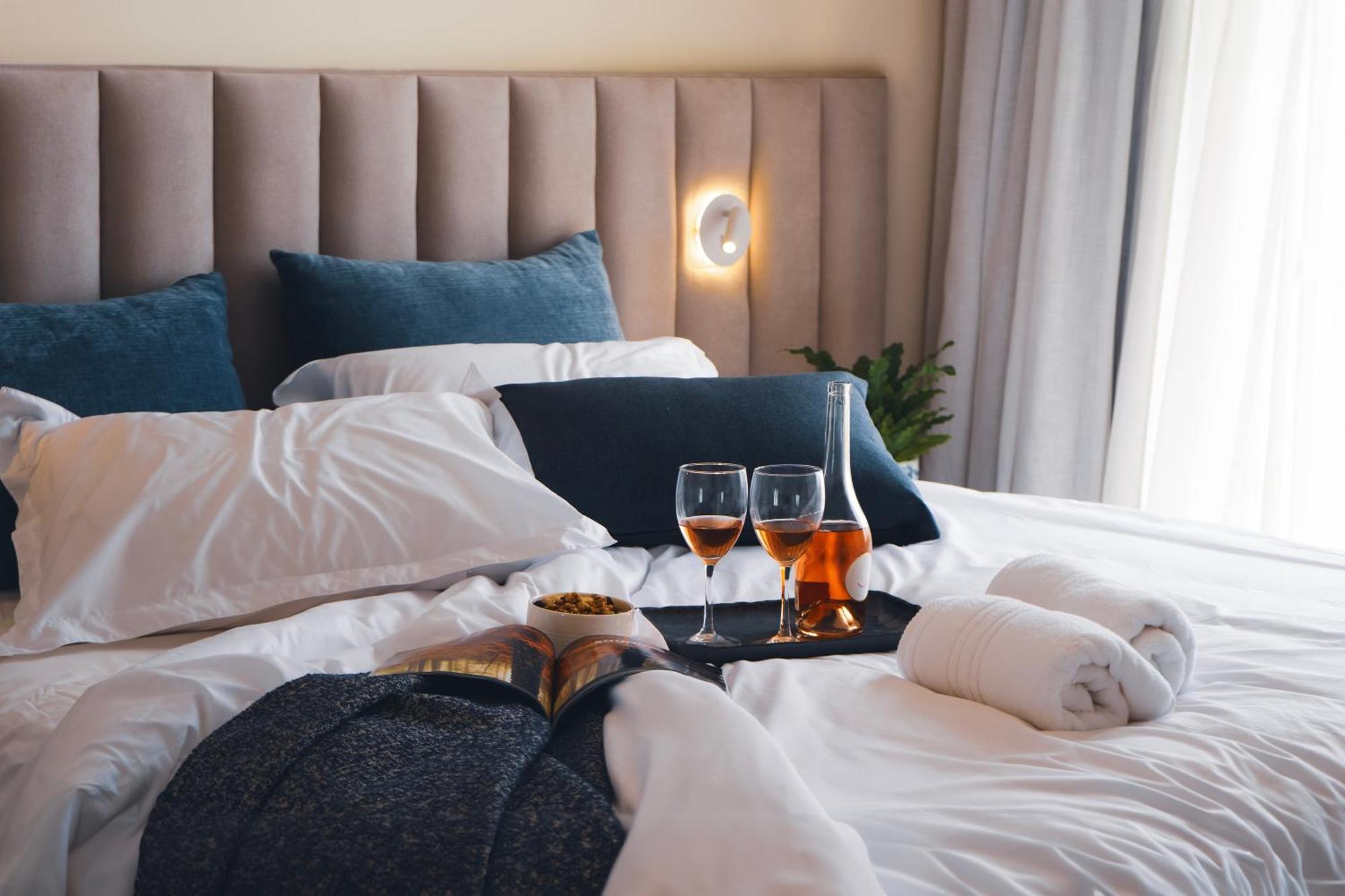 Wellclub - Wellness Family Experience - Seaview Hotell Paphos Eksteriør bilde