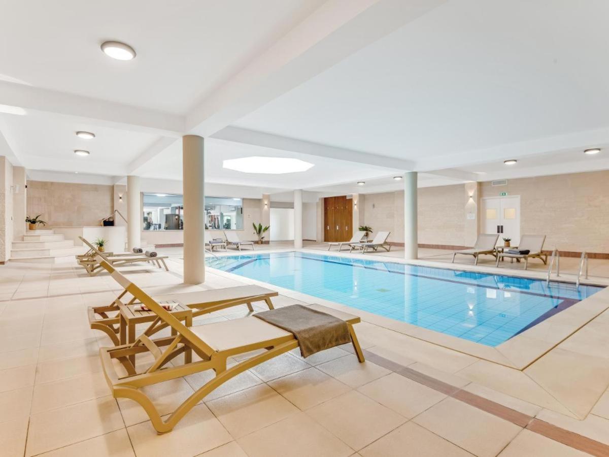 Wellclub - Wellness Family Experience - Seaview Hotell Paphos Eksteriør bilde