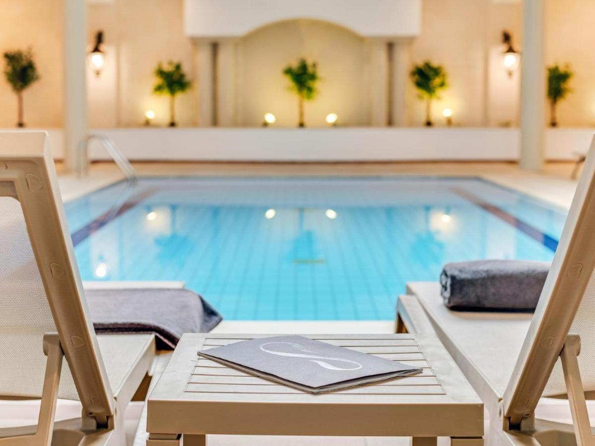 Wellclub - Wellness Family Experience - Seaview Hotell Paphos Eksteriør bilde