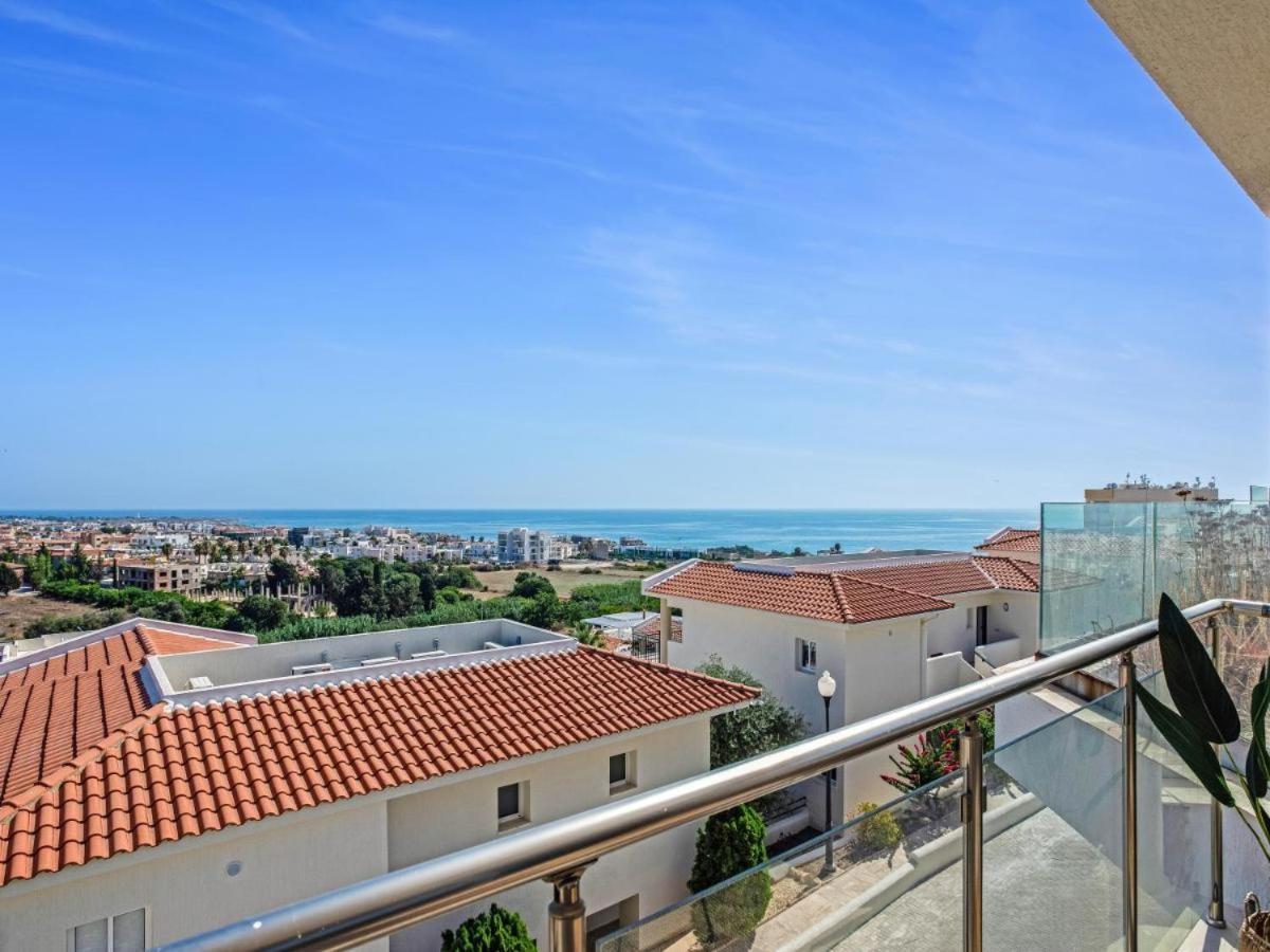 Wellclub - Wellness Family Experience - Seaview Hotell Paphos Eksteriør bilde